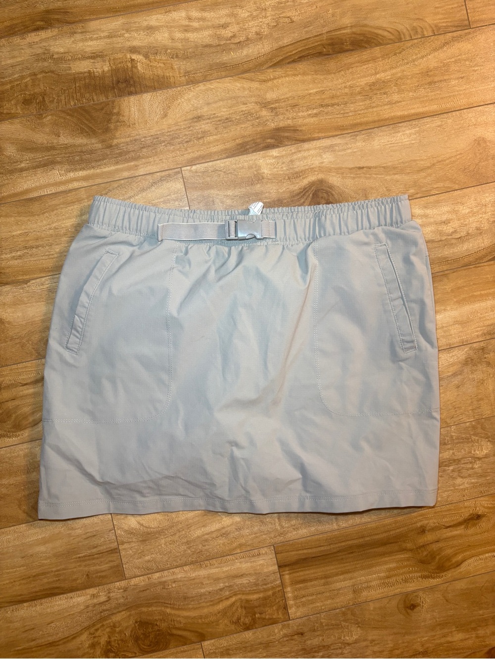 Kyodan Light Gray Women's Hybrid Skort with Elastic Buckle Waist